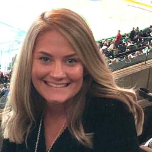 Meet your Posher, Sabrina - Picture 1 of 1